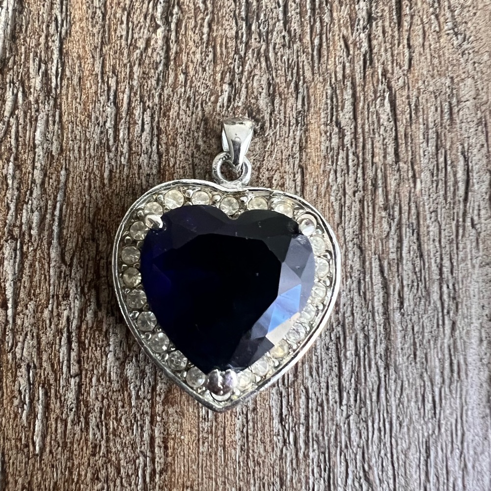 Pendent